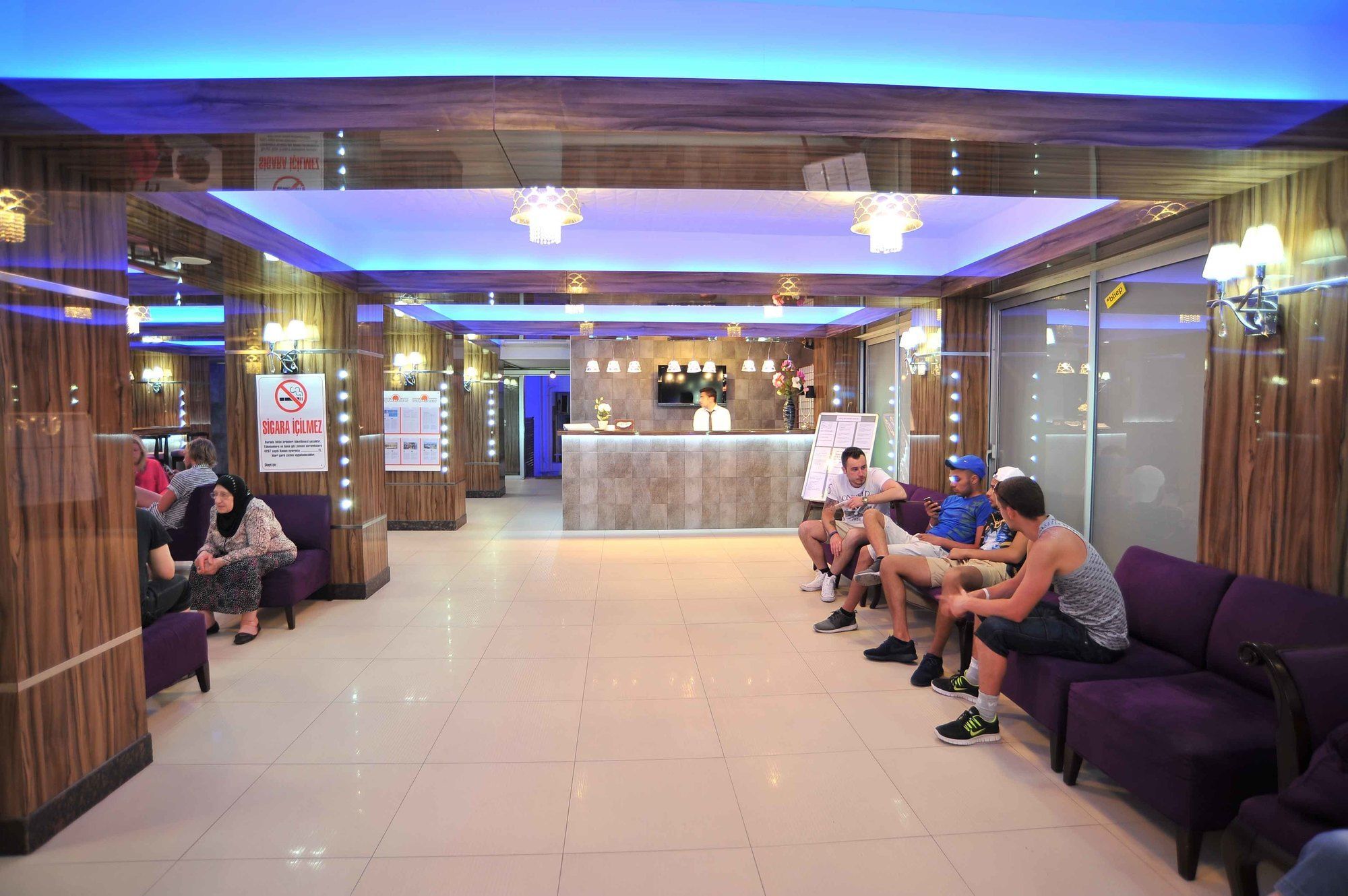 Cleopatra Golden Beach Hotel Аланя Екстериор снимка